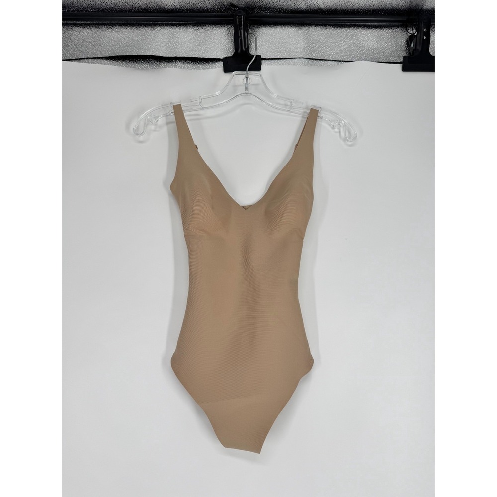 SKIMS Body CS Core Sculpt Plunge Bodysuit Womens Small Clay Tan Thong Adjustable